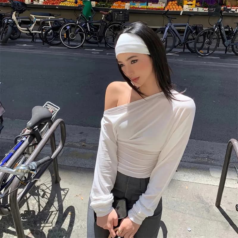 2026 Women’s One Shoulder Top Long Sleeve T Shirts Asymmetrical Ruched Off Shoulder Cinched Waist Tees Slim Going Out Blouse