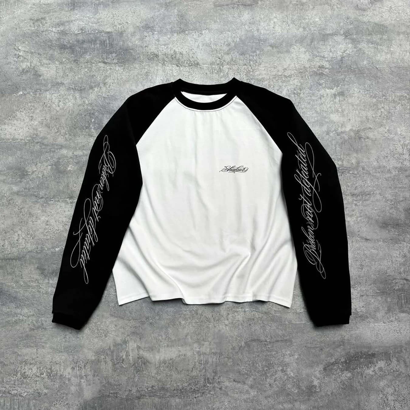 New Autumn and Winter Personalized Letter Printed Round Neck Long Sleeved Pullover Retro Street Trend T-Shirt